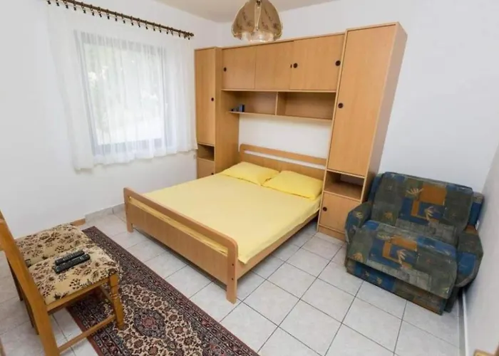 Apartment Bridi Okrug Gornji - Four Bedroom